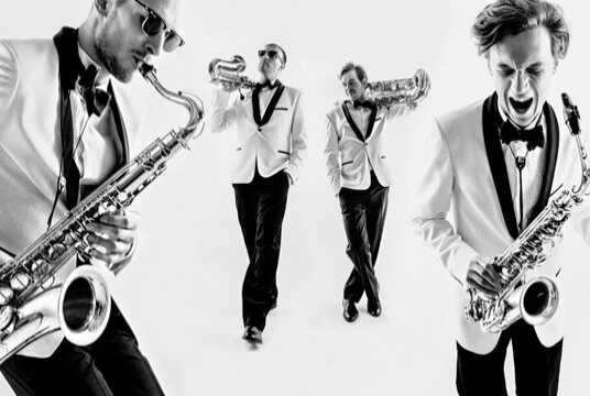 2x2 Saxophone Quartet и Лина Нова