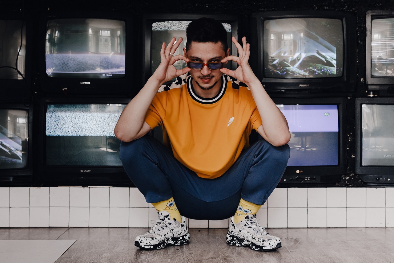 Sqwoz Bab, Хлеб + Secret Guest в Москве!